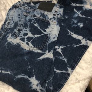 Guess Jeans